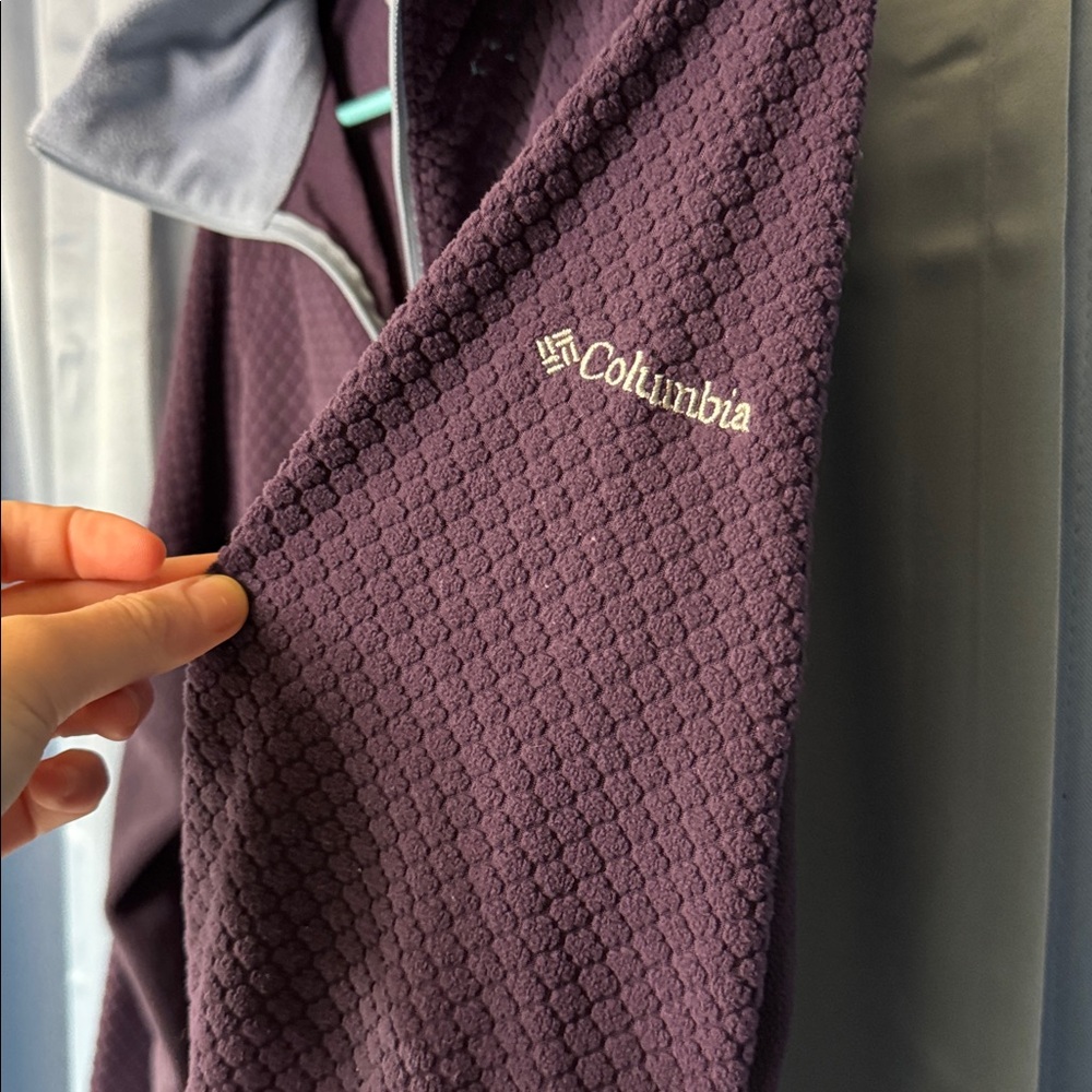 Columbia Blue and Purple Fleece Pullover - Picture 3 of 5